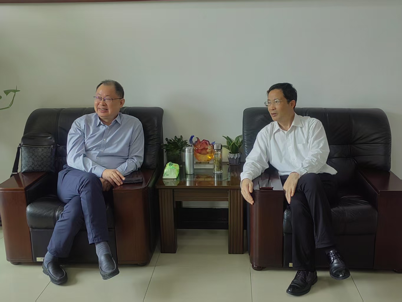 20250429李玉發(fā)來訪 (1).jpg
